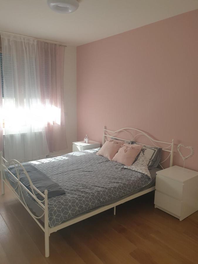 Apartment Mona Белград Экстерьер фото